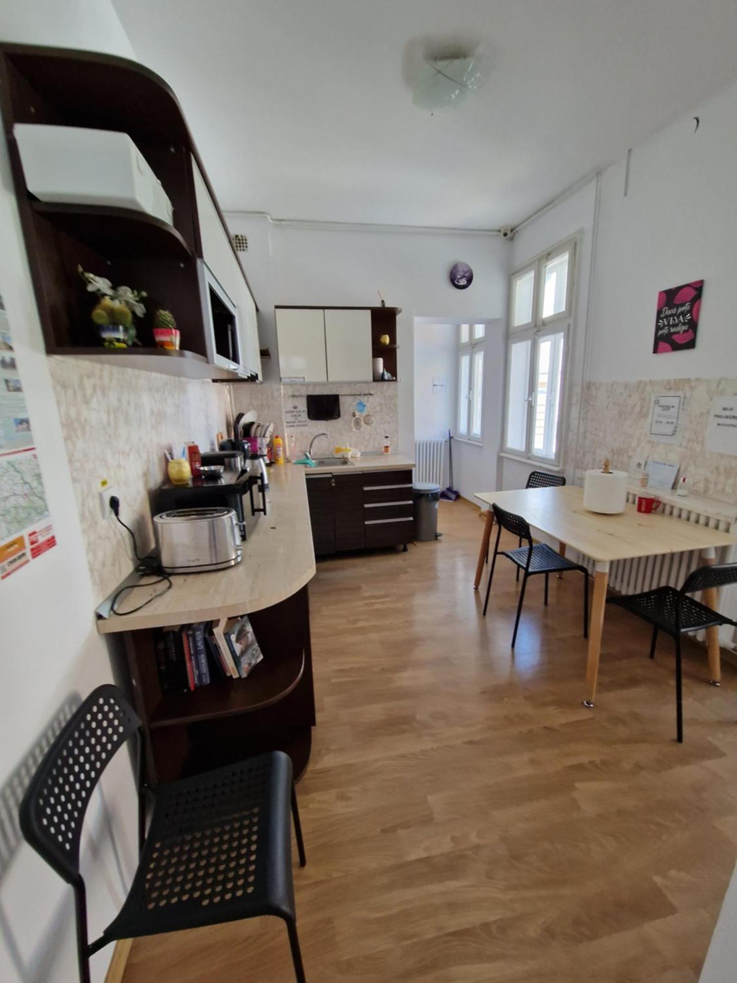 Hostel Andrei ยาช ภายนอก รูปภาพ